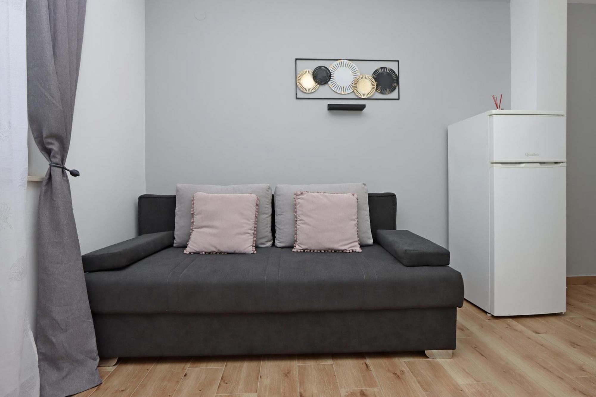 Seaside Apartments With A Swimming Pool Pag - 6412 Pag Town Room photo