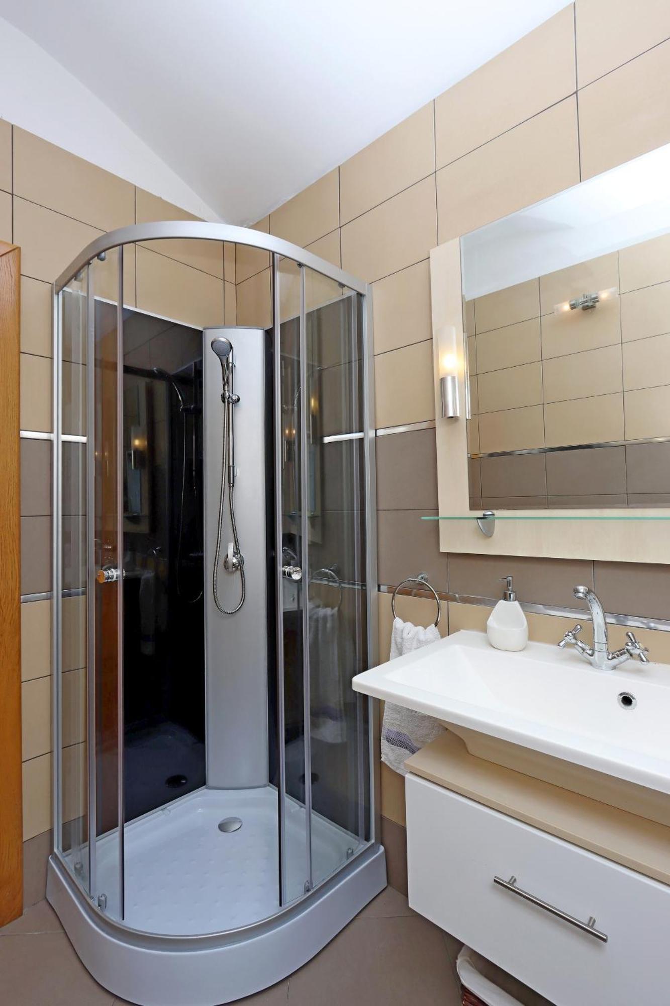 Seaside Apartments With A Swimming Pool Pag - 6412 Pag Town Room photo